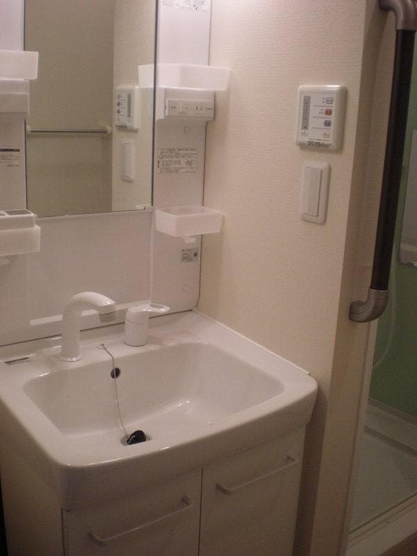 Room image 10