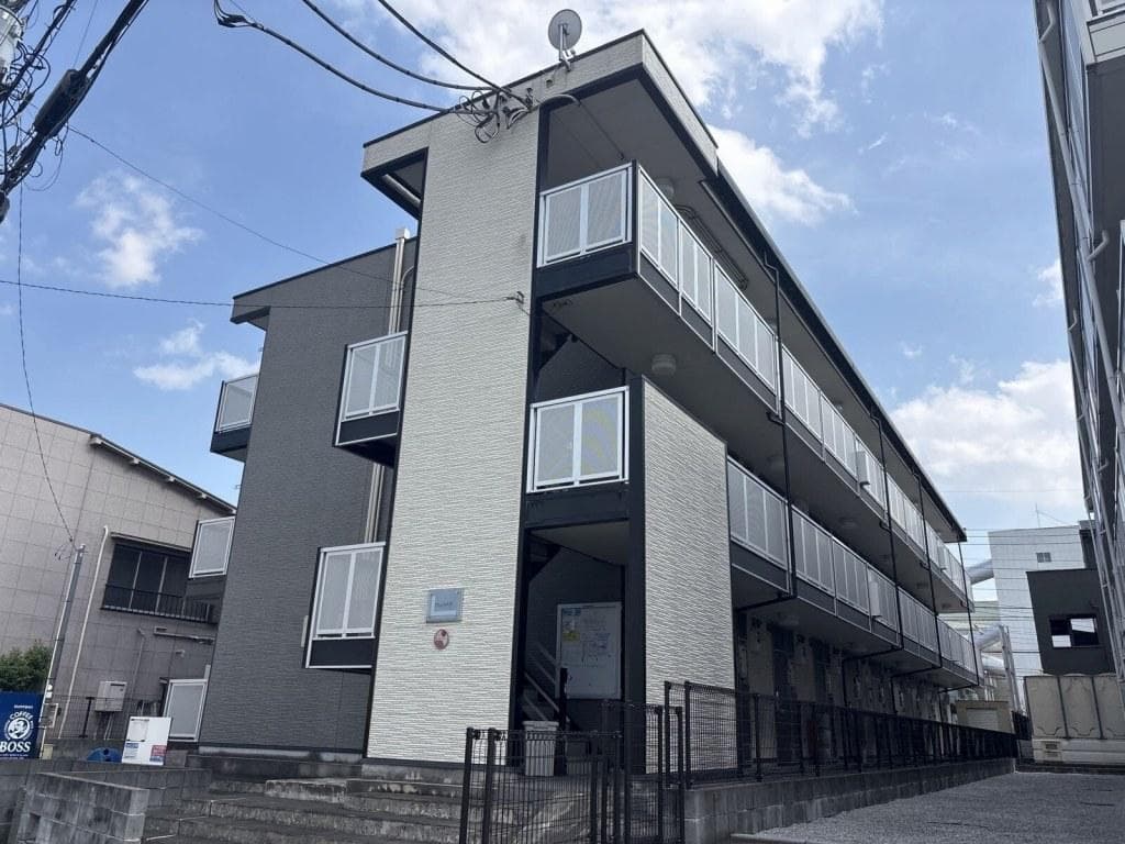 Main exterior of leopalace Primrose