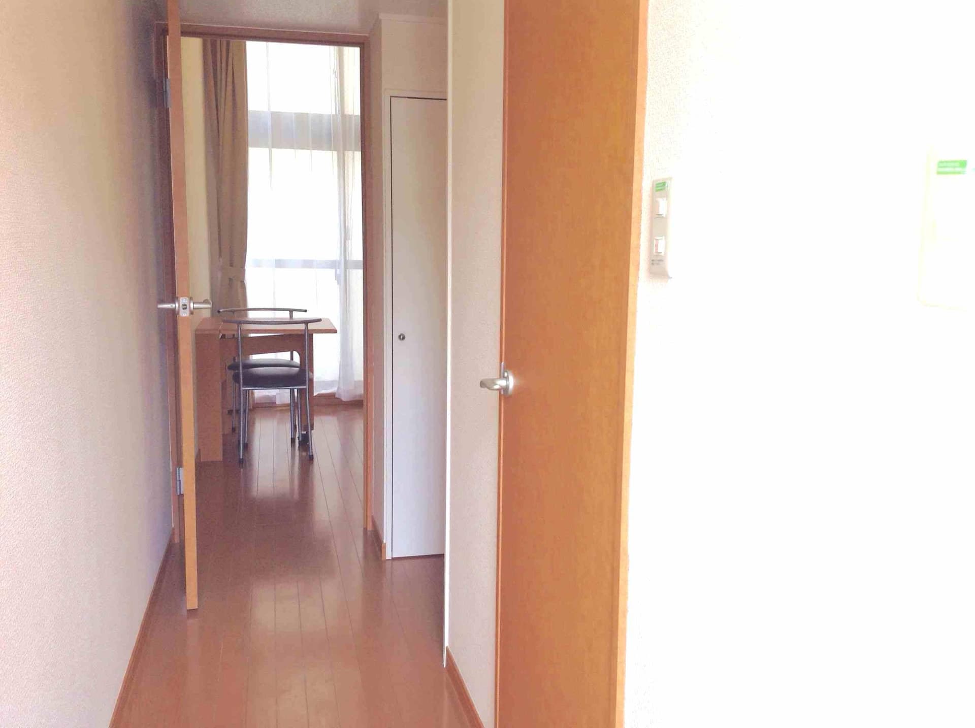 Room image 9