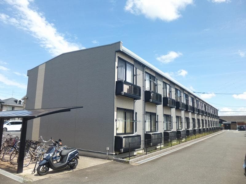 Main exterior of leopalace Limon
