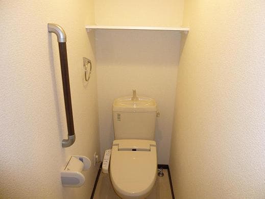 Room image 10