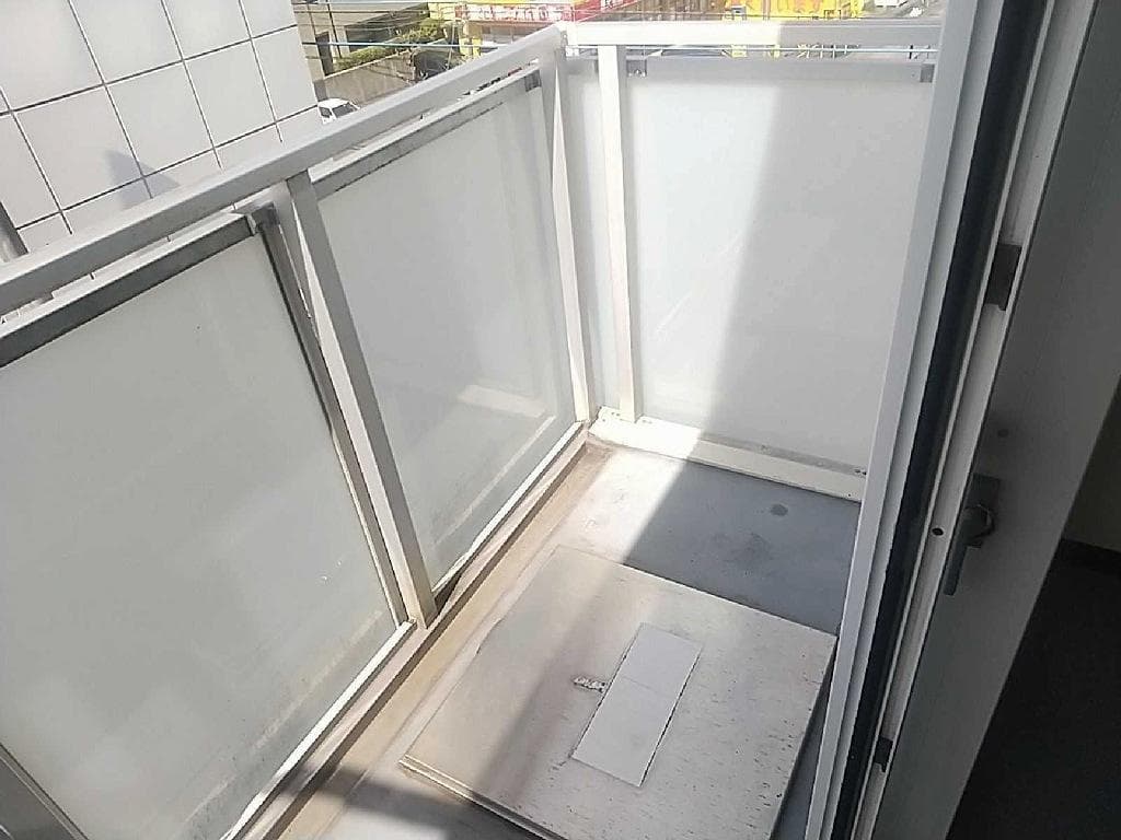 Room image 11