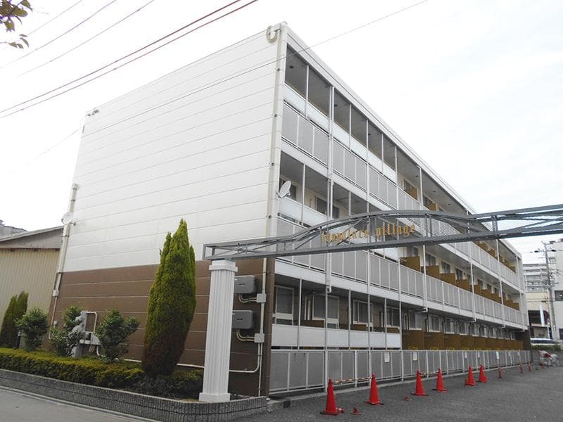 Main exterior of leopalace Arcadi