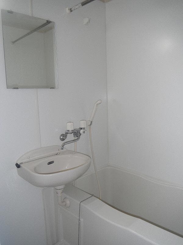 Room image 9