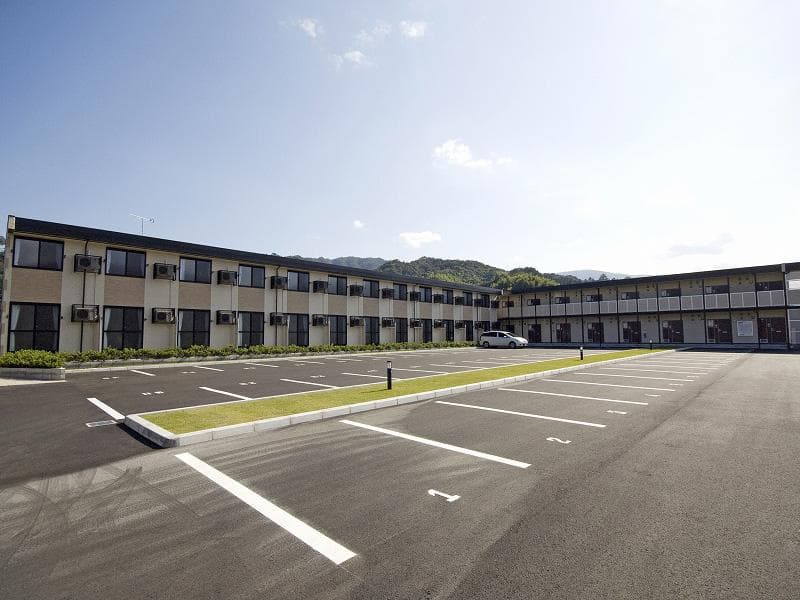 Main exterior of leopalace Jardin Amanohashidate