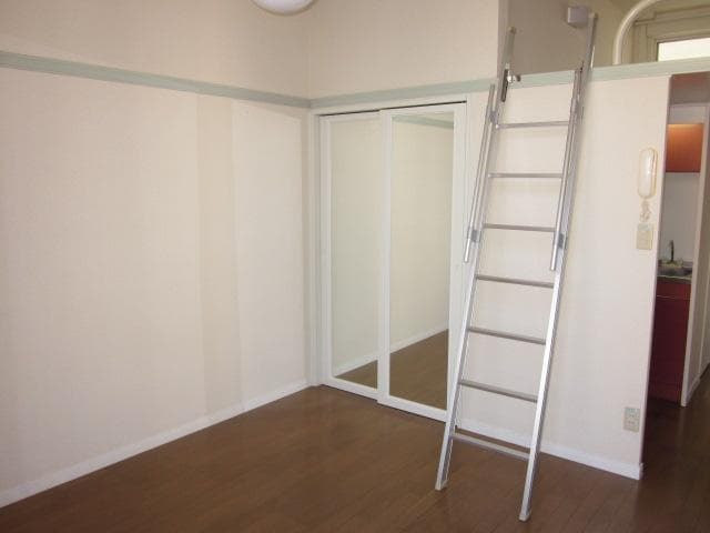 Preview interior of leopalace Hou Ryuu