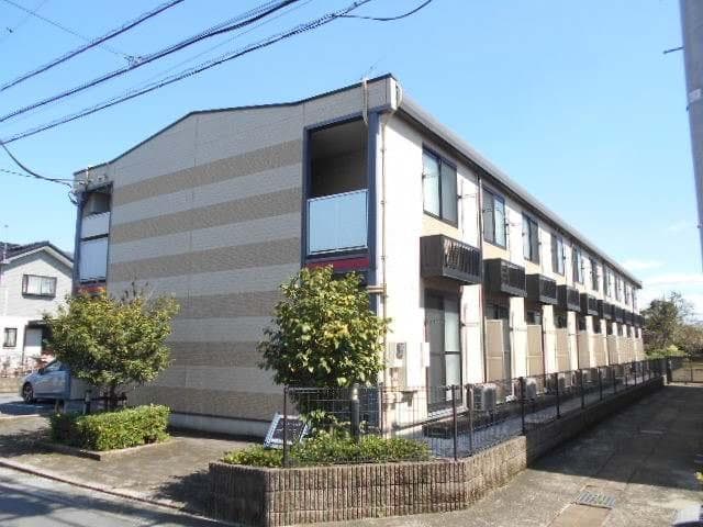 Main exterior of leopalace Uenodai III