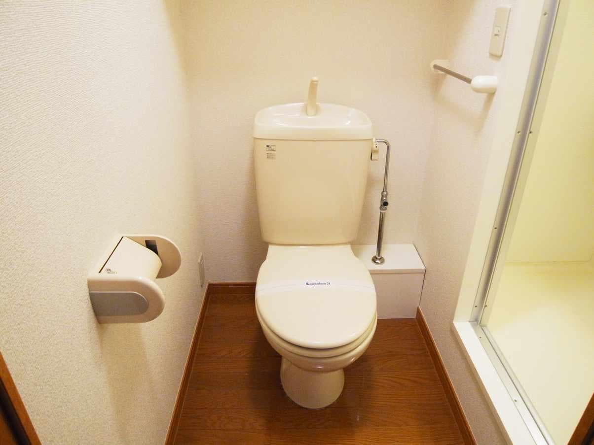Room image 9