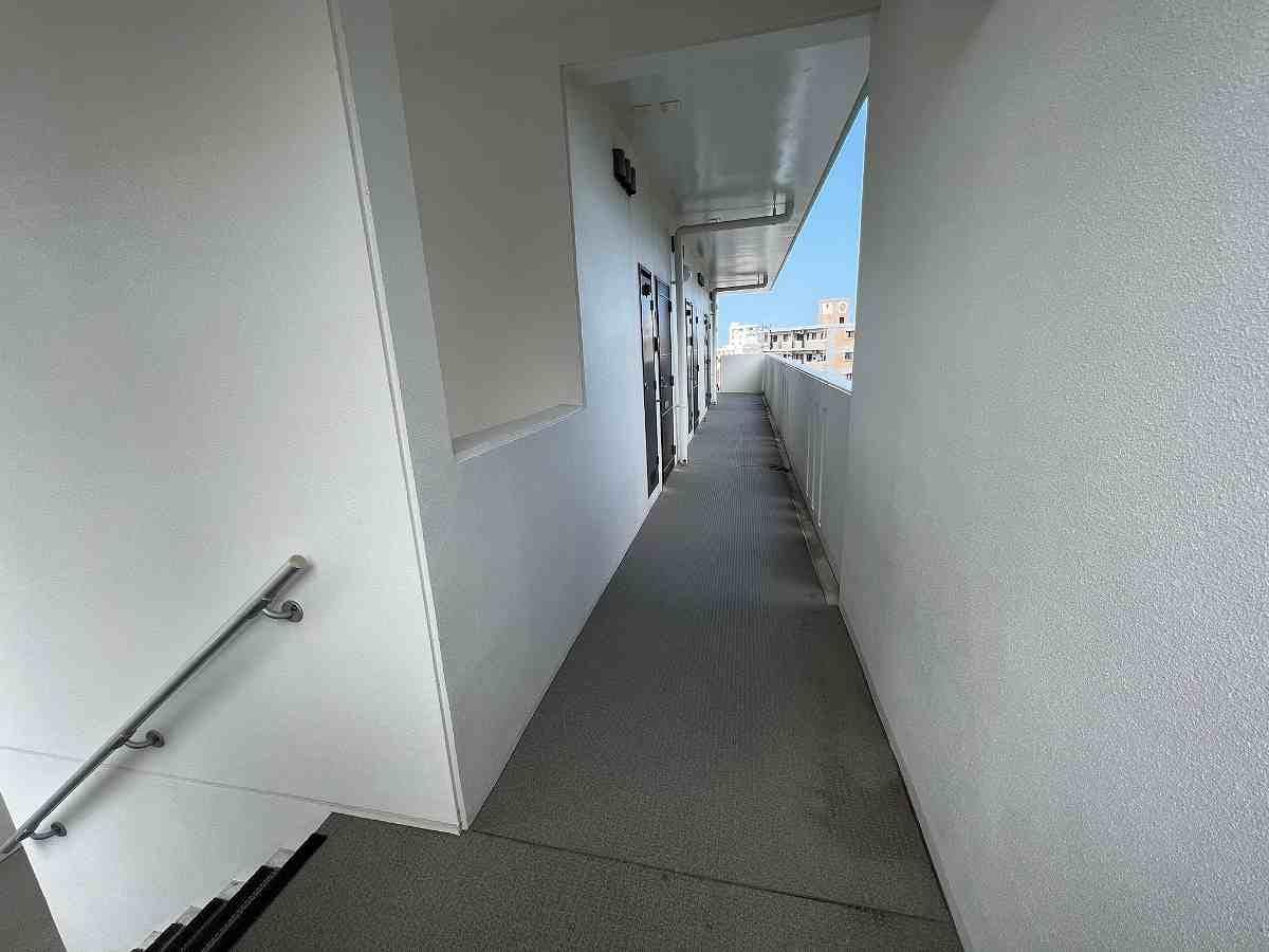 Room image 13