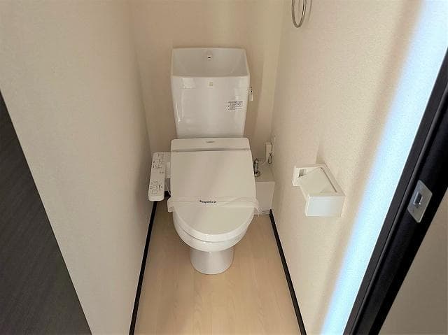 Room image 9