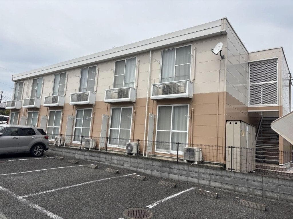 Main exterior of leopalace α