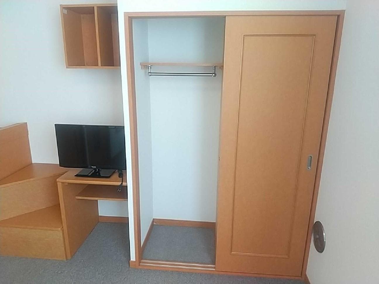 Room image 11