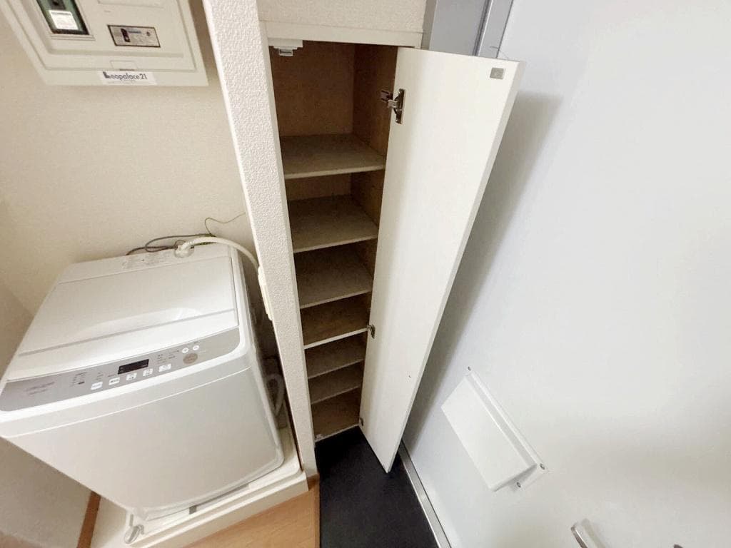 Room image 12