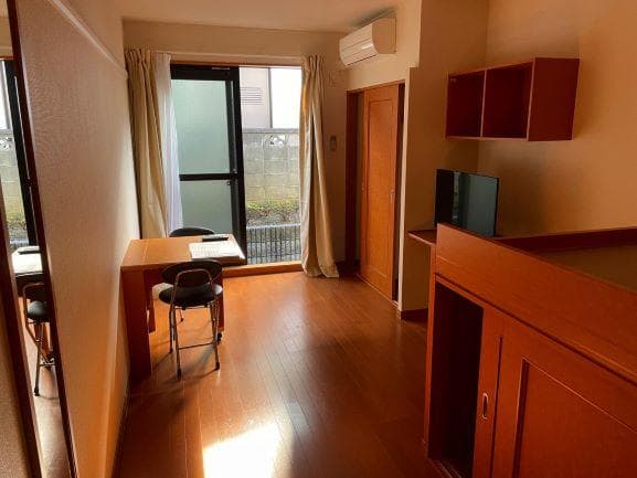 Room image 13