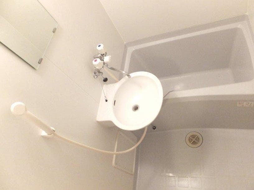 Room image 10
