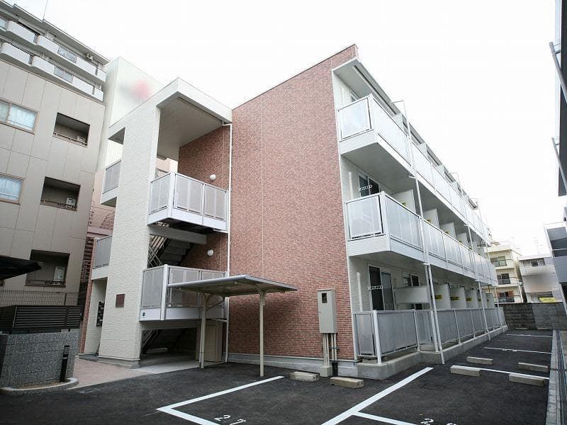 Main exterior of leopalace Trize