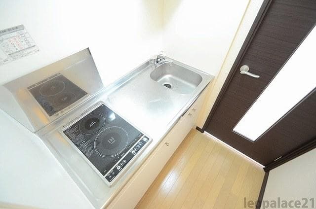 Room image 14