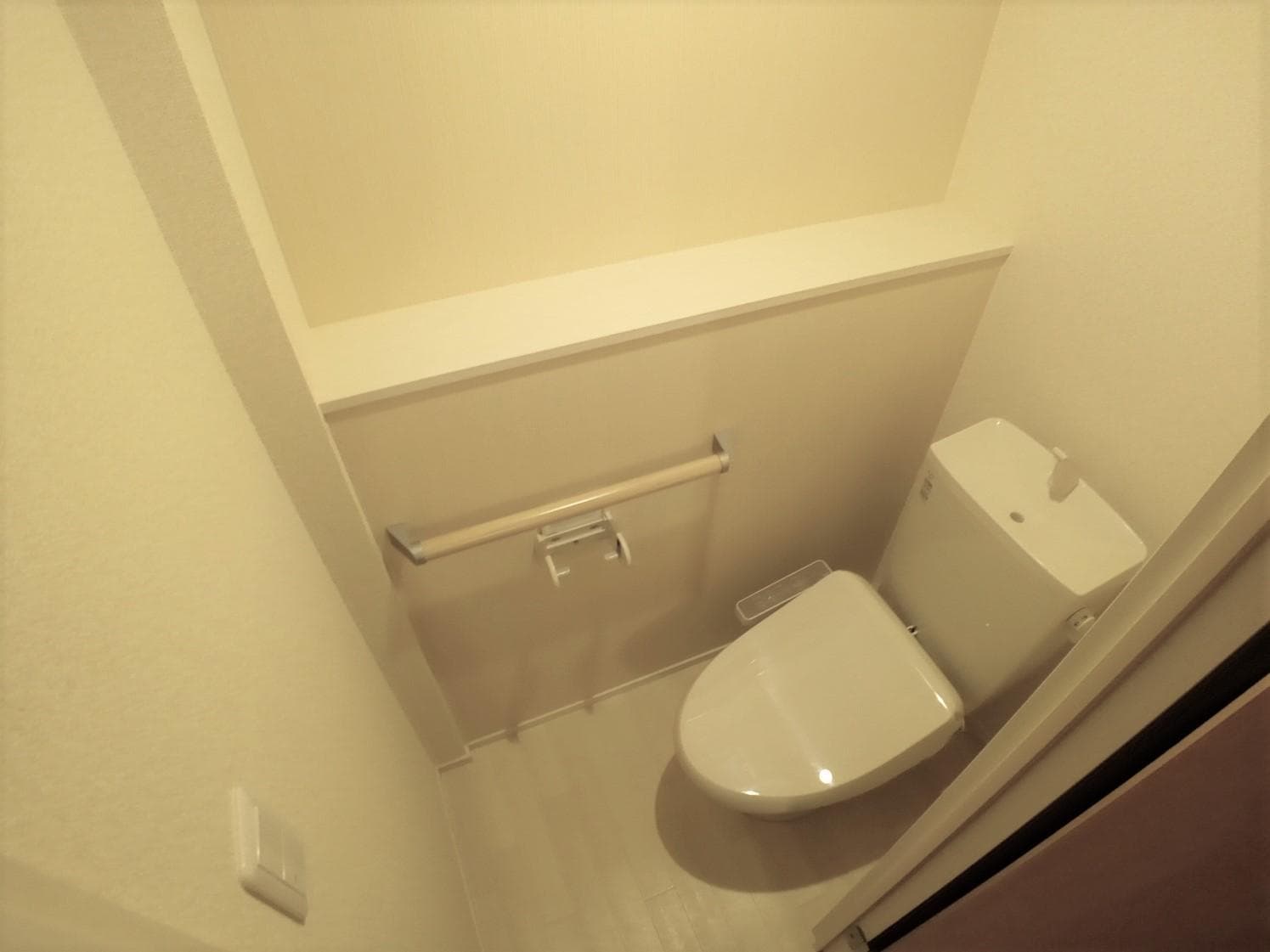 Room image 11