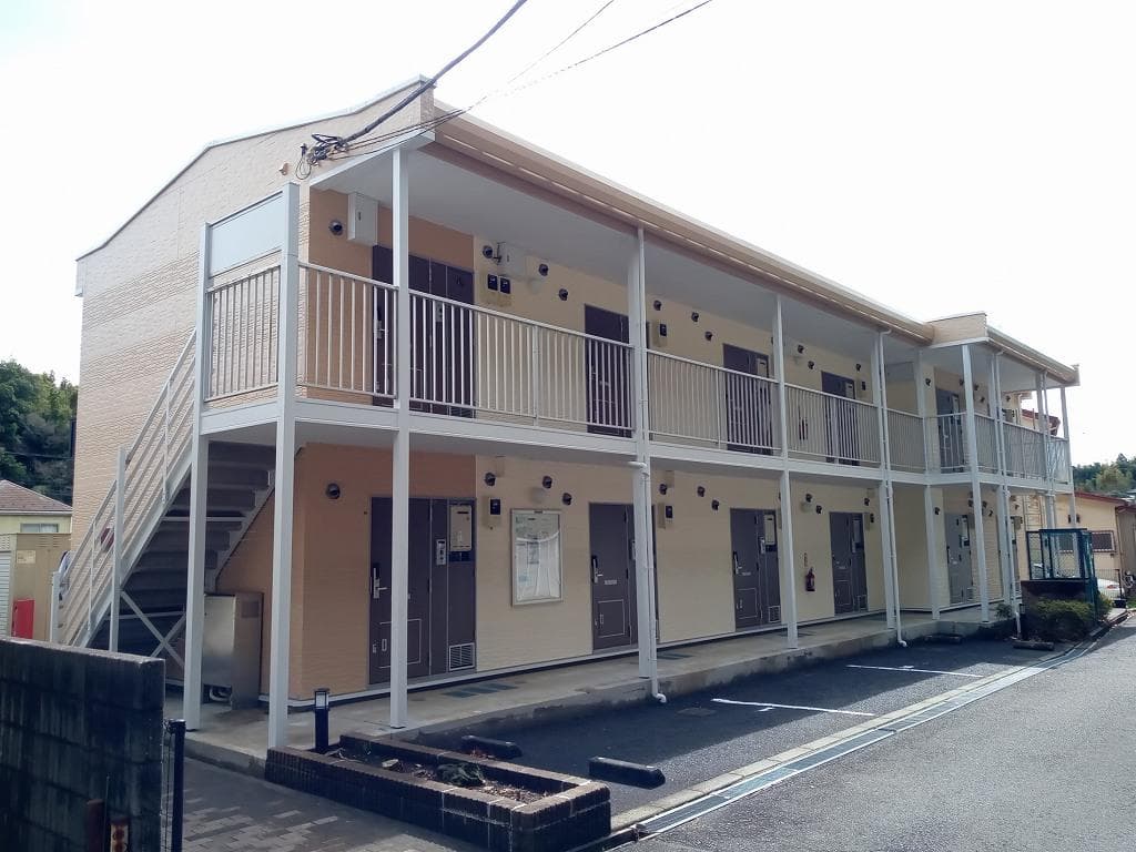 Main exterior of leopalace Tokai