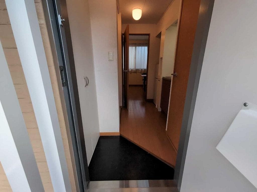 Room image 14