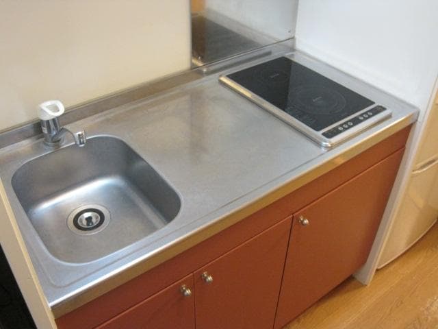 Room image 8