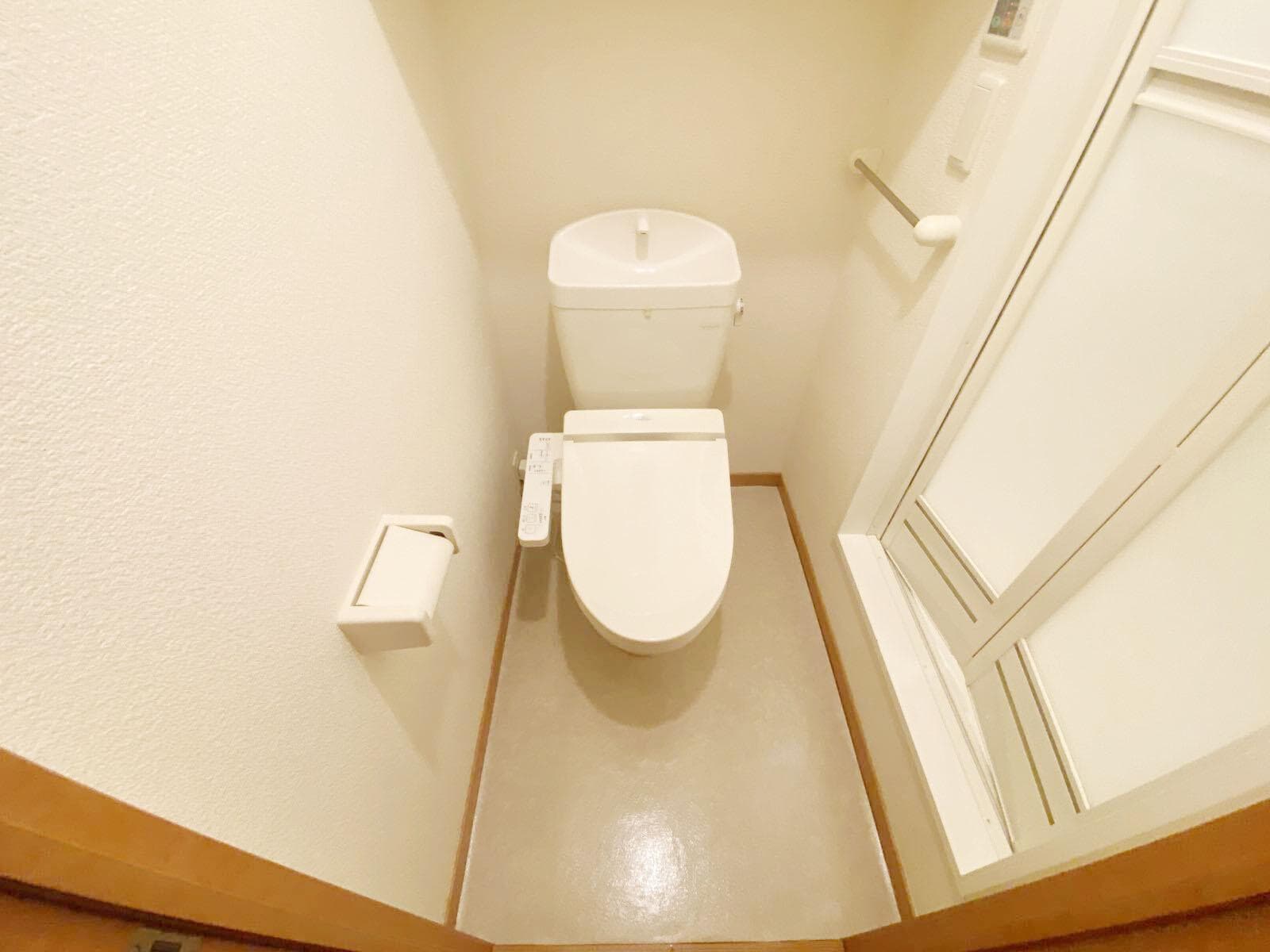 Room image 9