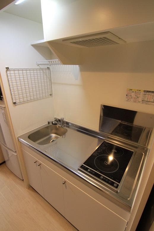 Room image 8