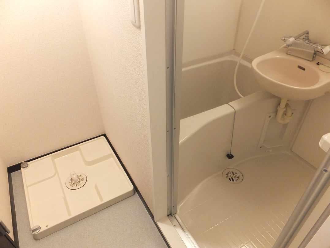 Room image 12