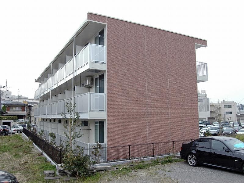 Main exterior of leopalace Shonan Machiya