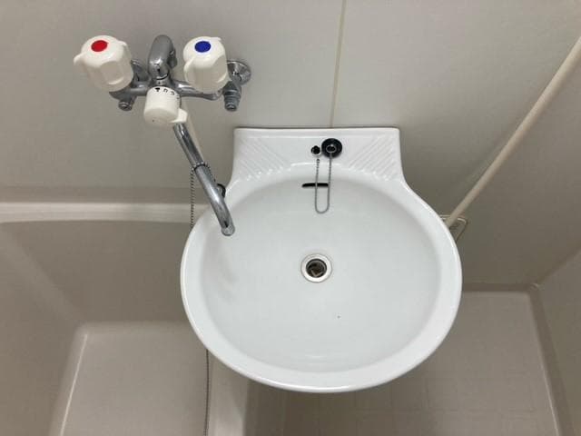 Room image 11