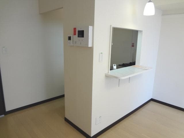 Room image 13