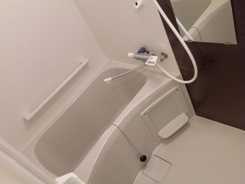 Room image 8