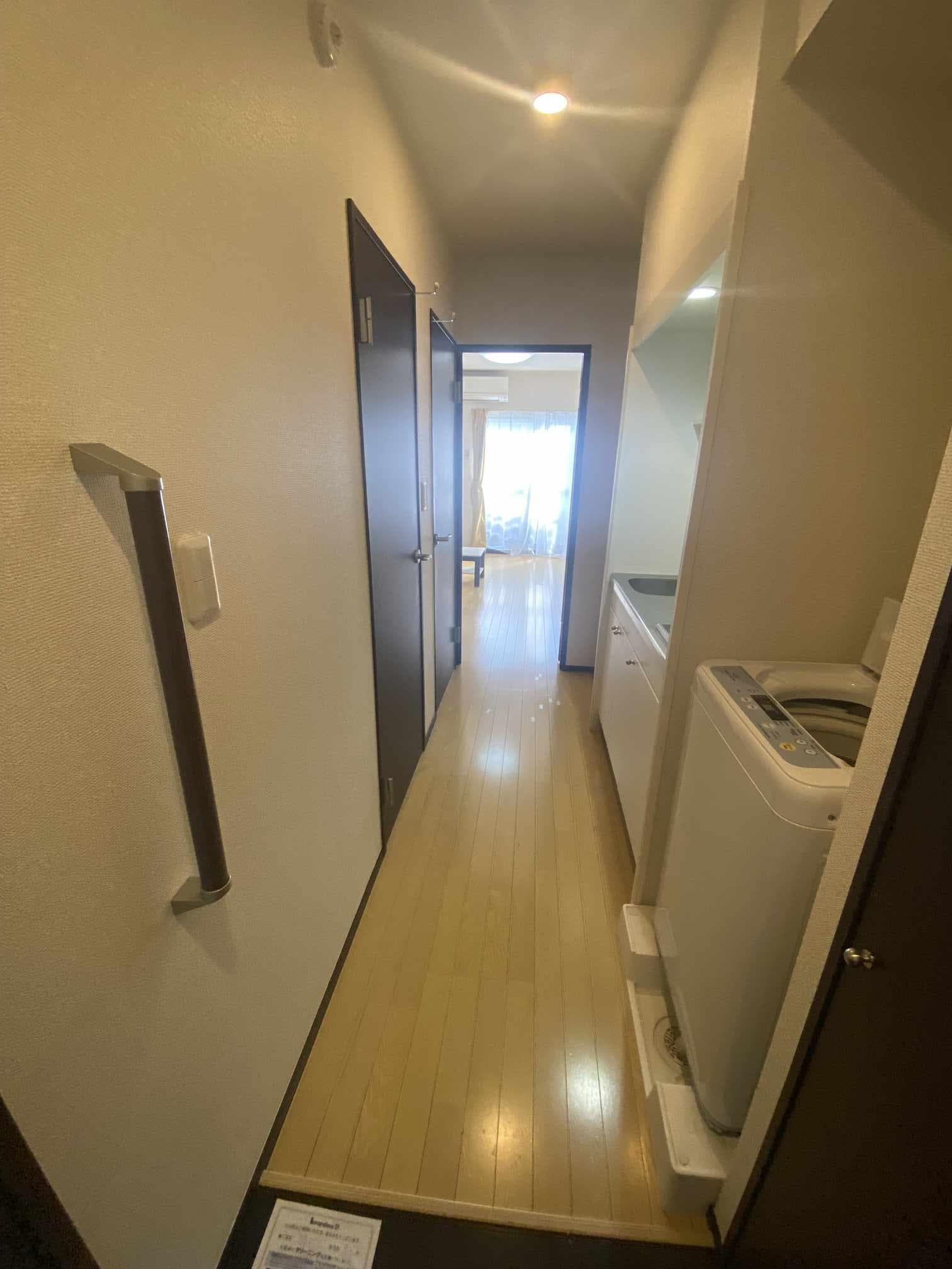 Room image 15