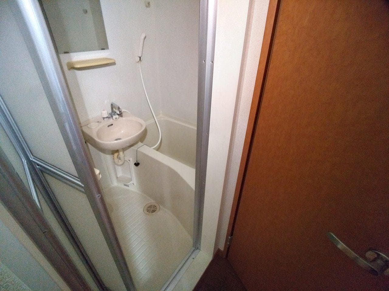 Room image 9