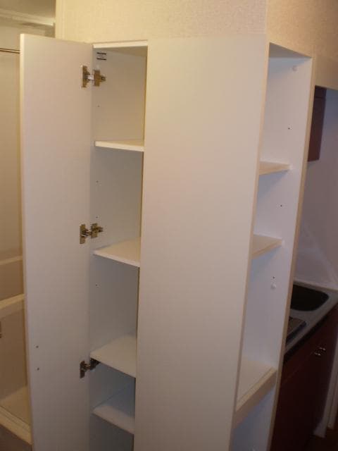 Room image 16