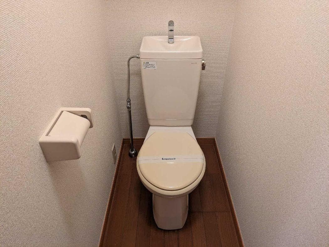 Room image 9
