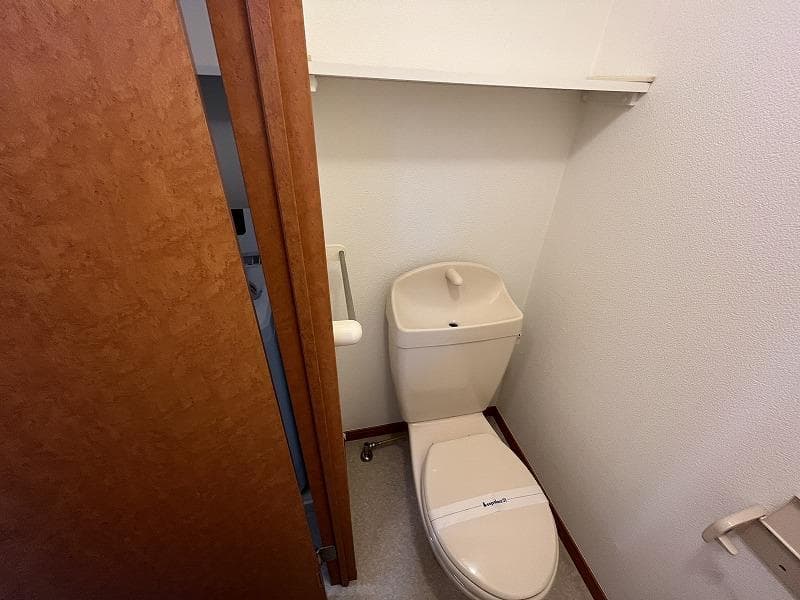 Room image 9