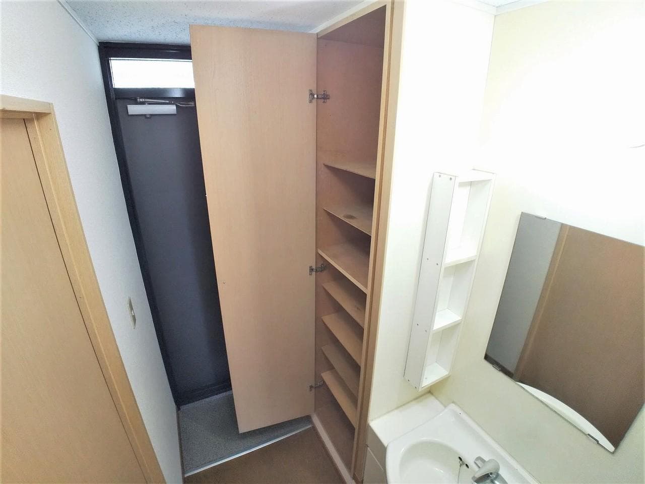 Room image 14