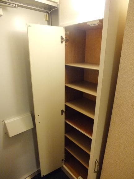 Room image 13