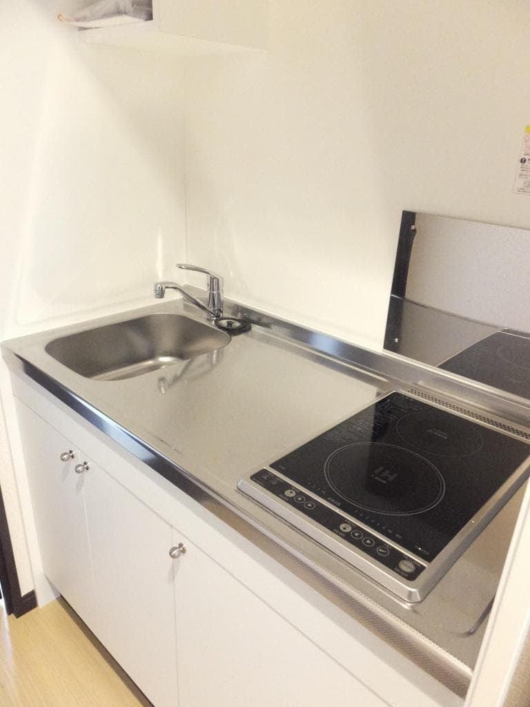 Room image 10