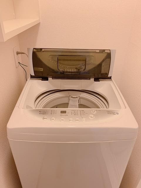 Room image 11