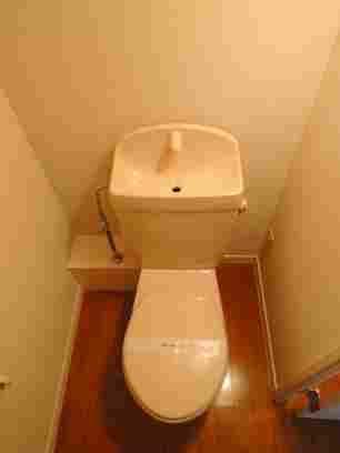 Room image 12