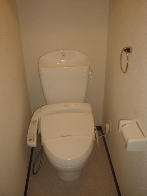 Room image 14