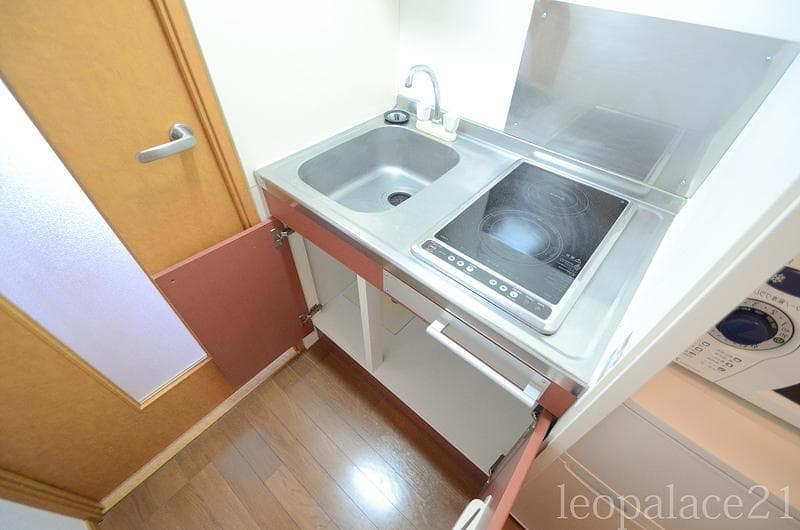 Preview interior of leopalace Bomure