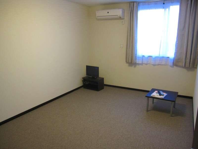 Preview interior of LEONEXT Tono