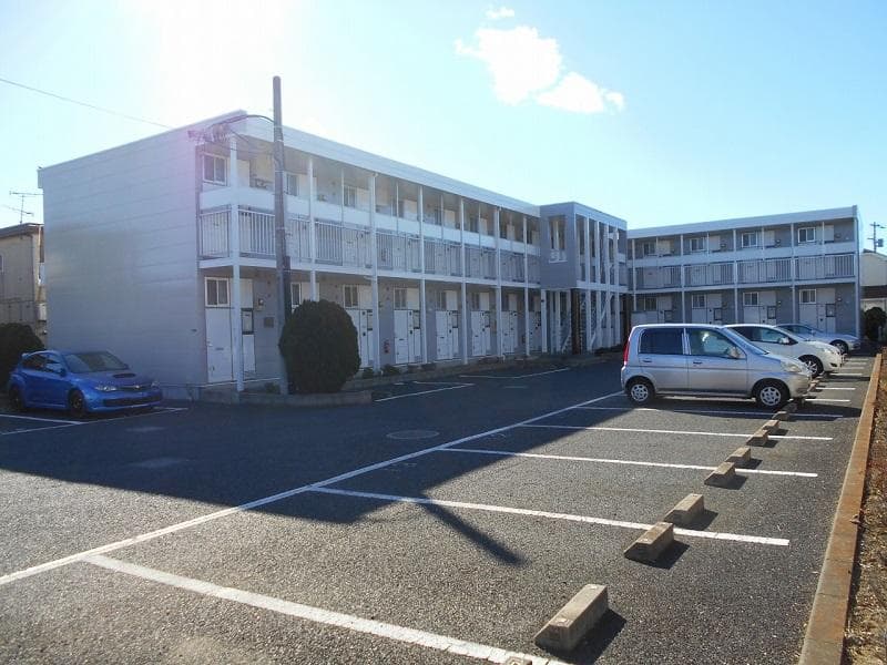 Main exterior of leopalace ONCE Honyama