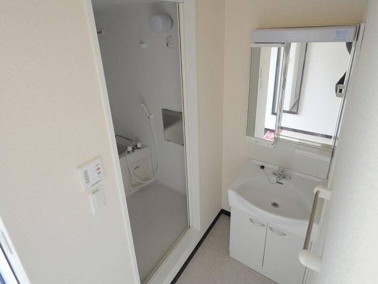 Room image 12