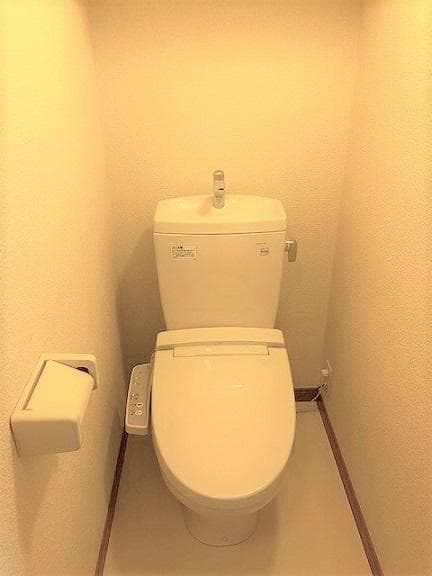 Room image 11