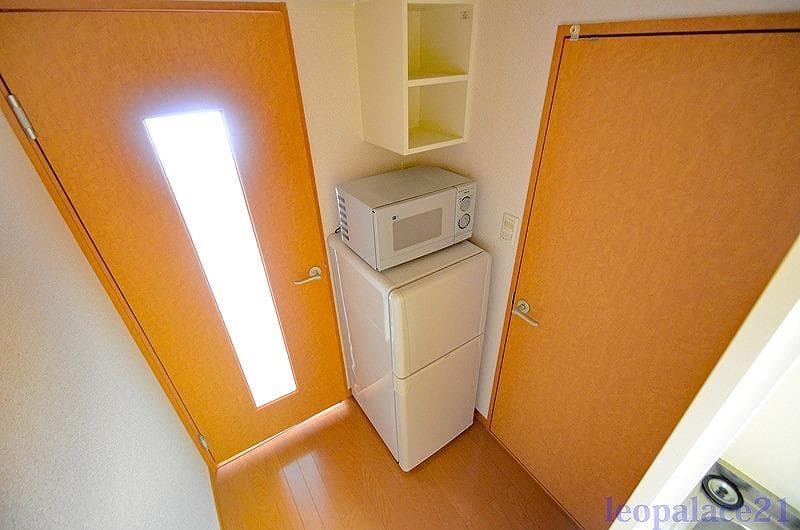 Room image 16
