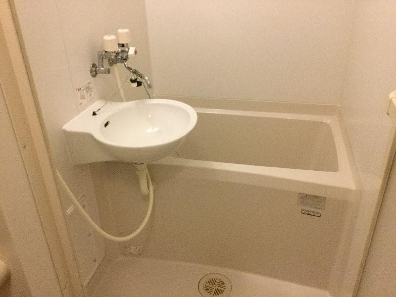 Room image 8